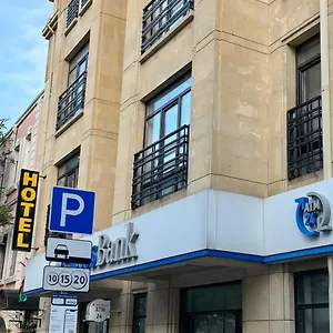 Nizami Street Отель